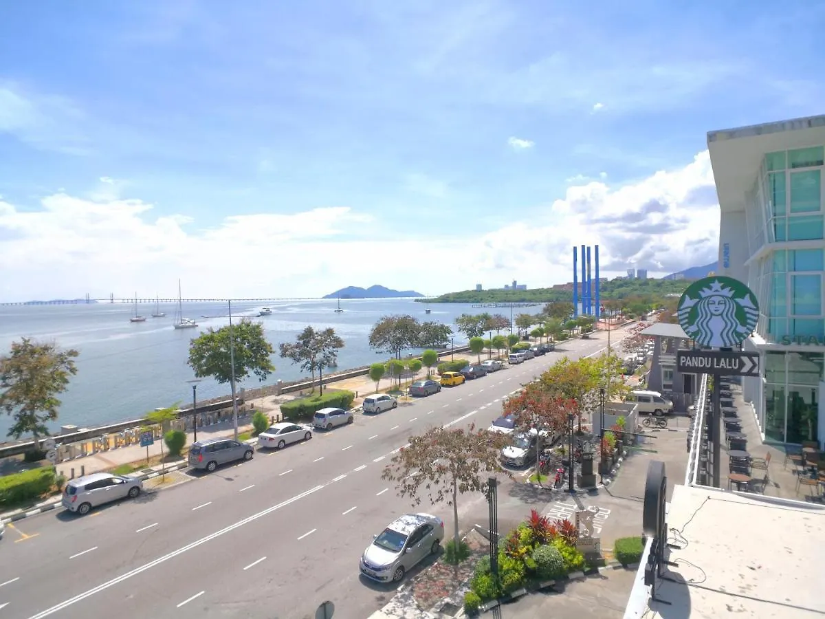 Maritime Suites By Comfy George Town Apartman